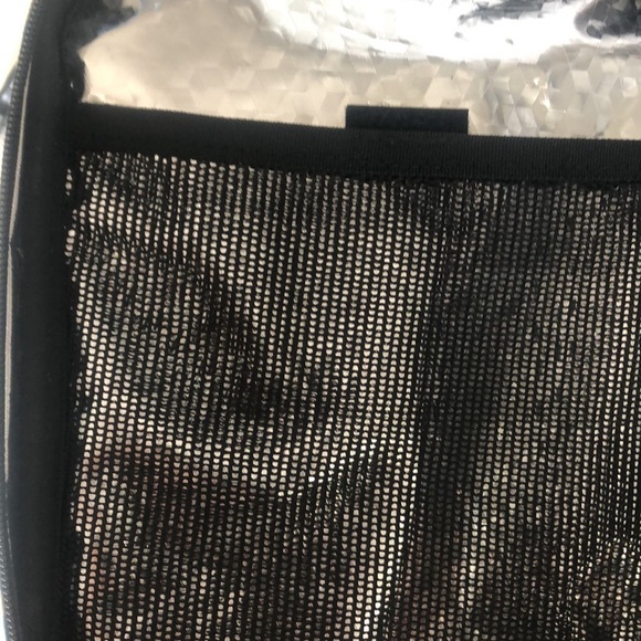 COPY - Roots  Lunchbox-Many Compartments - Picture 6 of 8